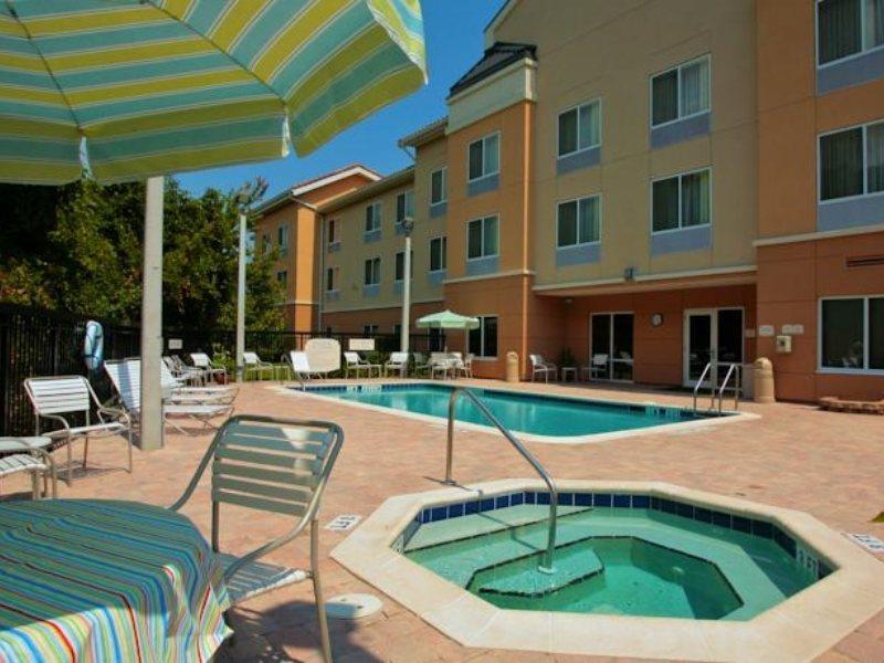 Fairfield Inn And Suites By Marriott Saint Augustine I-95 Exterior photo